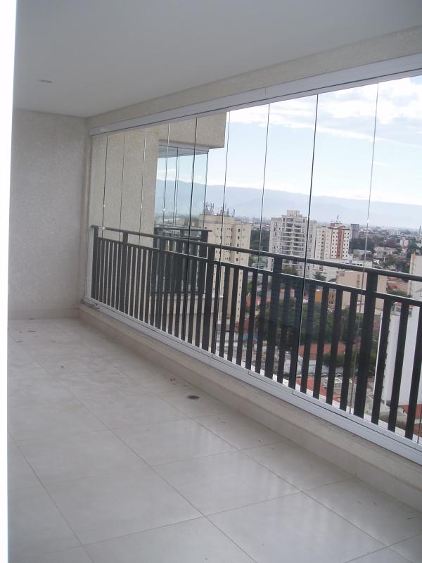 Alugo excelente Ap 200m2 Prox. ao Hospital Regional